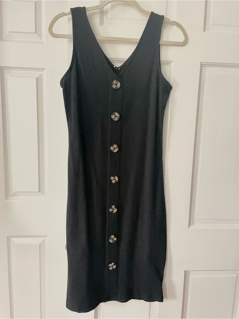 Classic Black Button-Front Sleeveless Dress